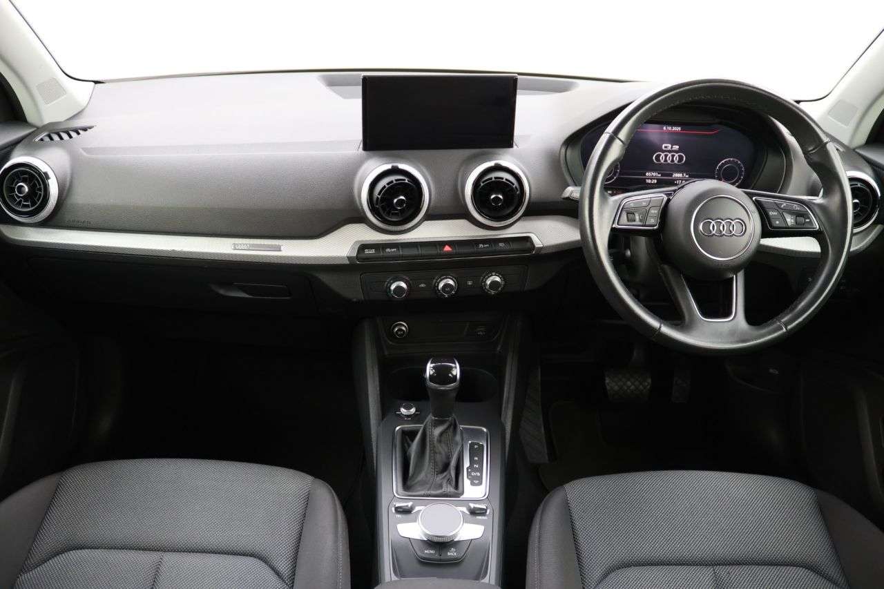 2021 AUDI Q2 2021 AUDI Q2