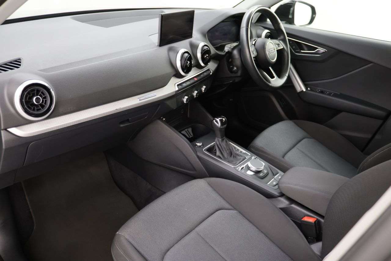 2021 AUDI Q2 2021 AUDI Q2