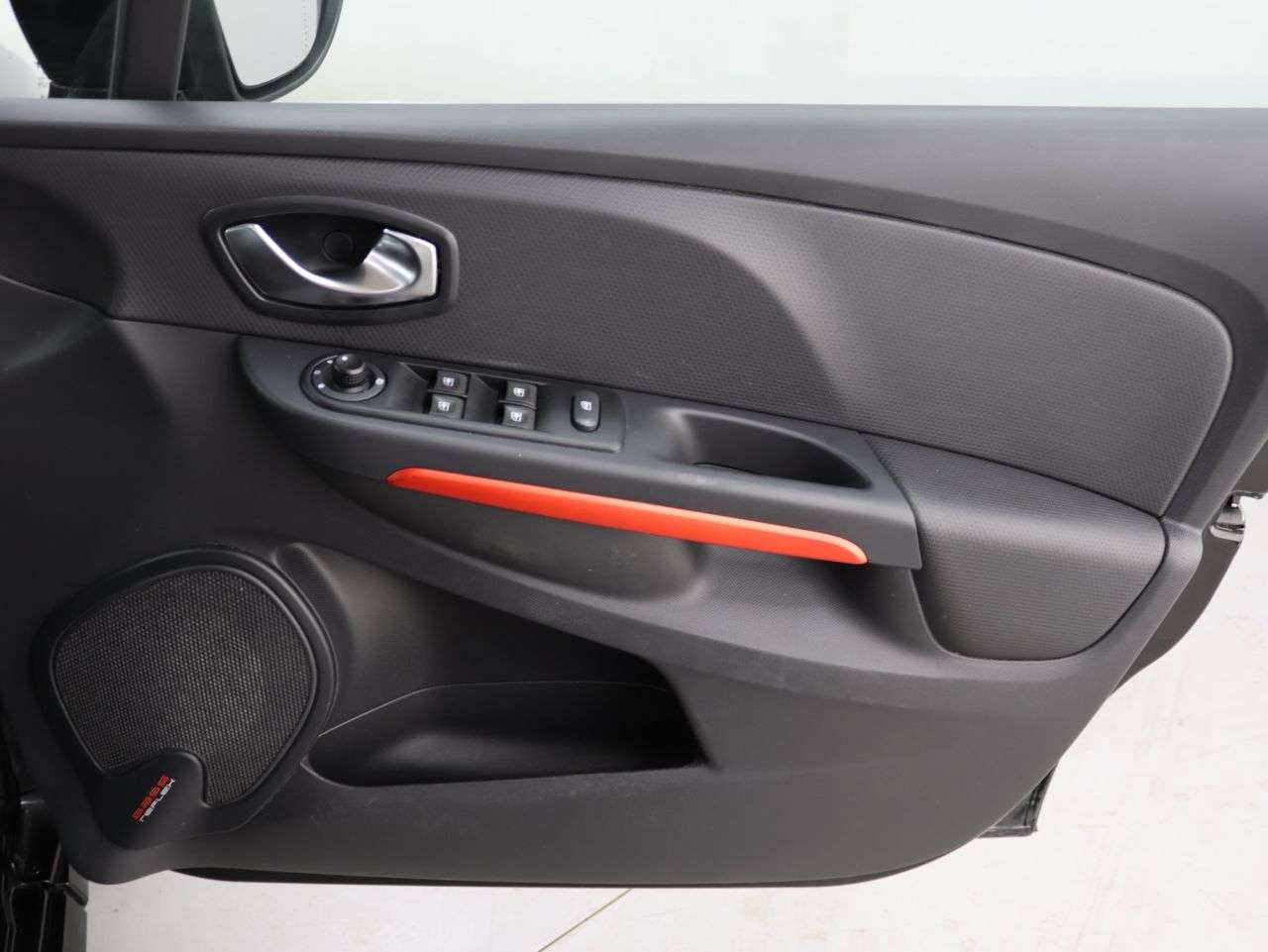 2015 RENAULT CLIO 2015 RENAULT CLIO