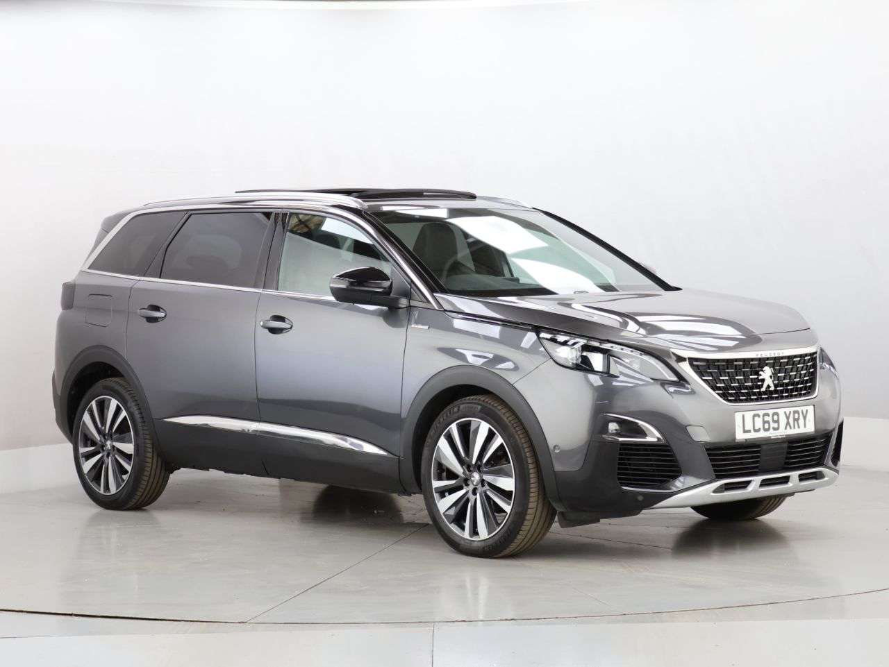 2020 PEUGEOT 5008 2020 PEUGEOT 5008