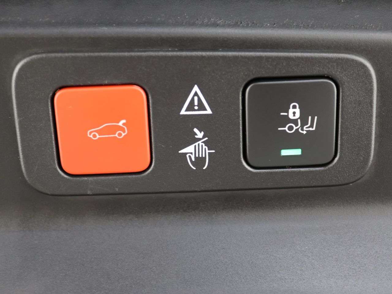 2020 PEUGEOT 5008 2020 PEUGEOT 5008