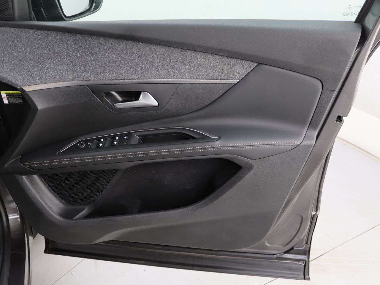 2020 PEUGEOT 5008 2020 PEUGEOT 5008