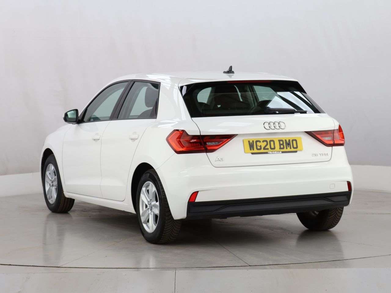 2020 AUDI A1 2020 AUDI A1