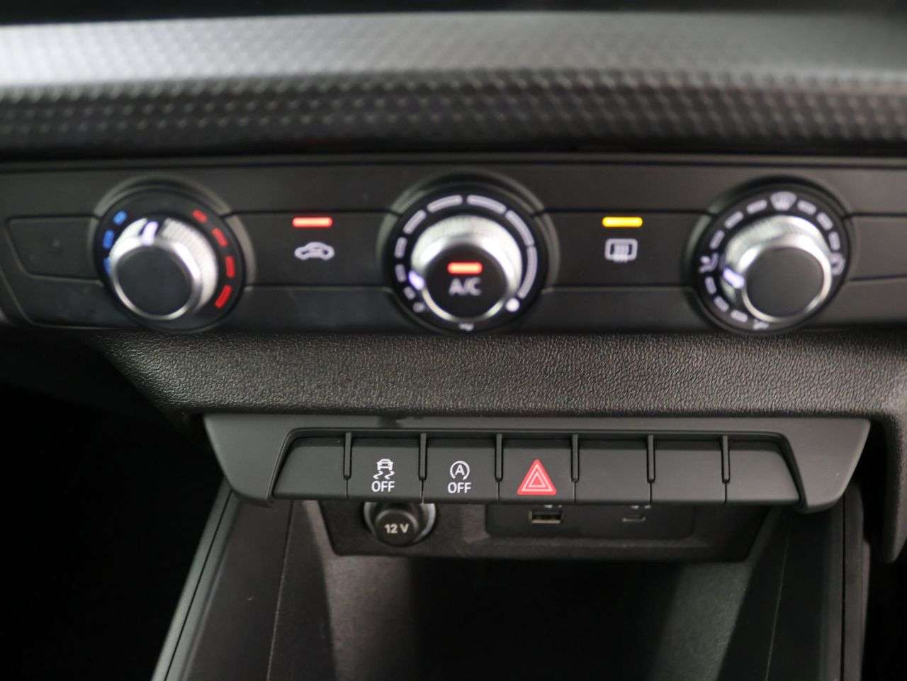 2020 AUDI A1 2020 AUDI A1