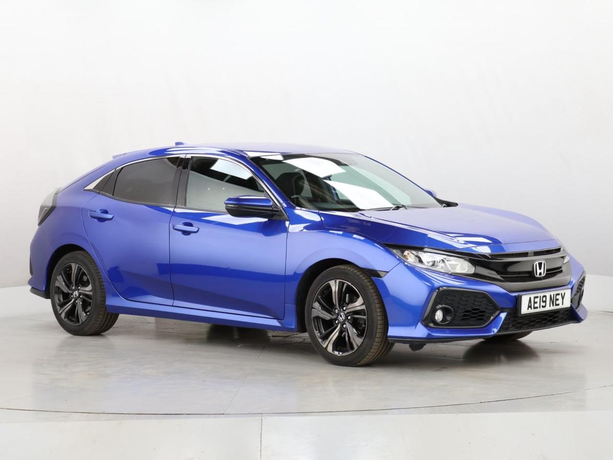 Check out this Honda Civic 2019 Petrol Manual