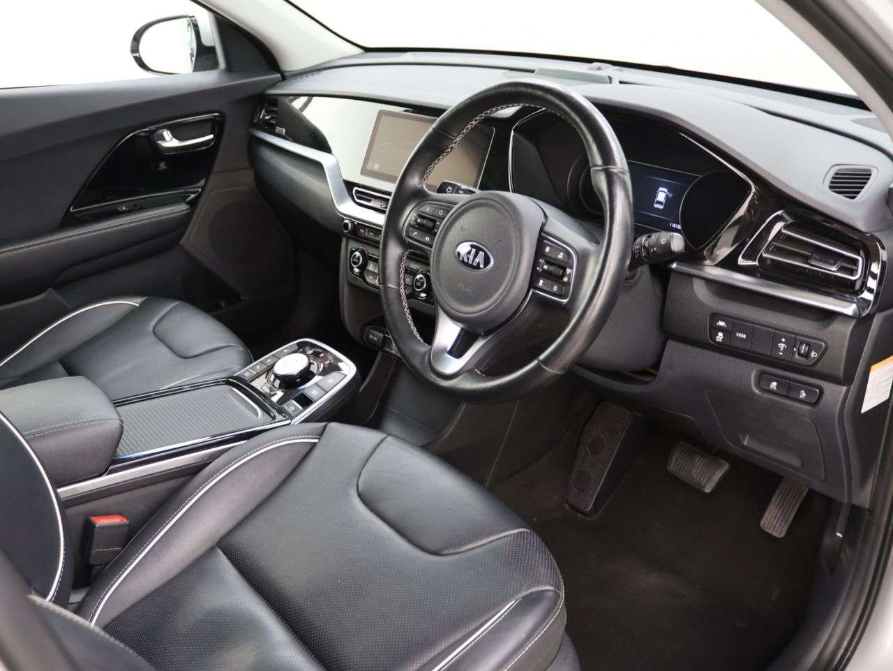 2021 KIA NIRO 2021 KIA NIRO