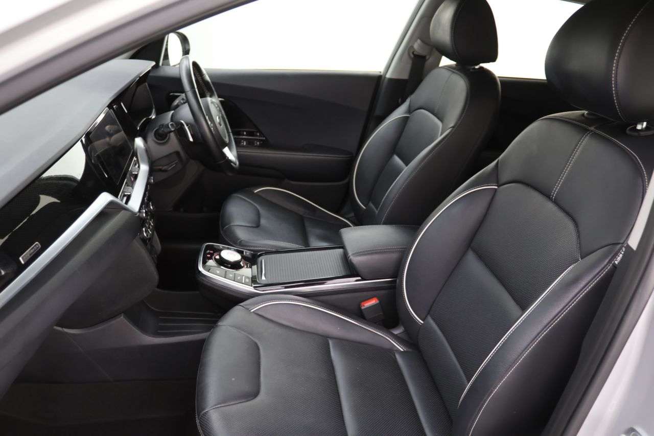 2021 KIA NIRO 2021 KIA NIRO