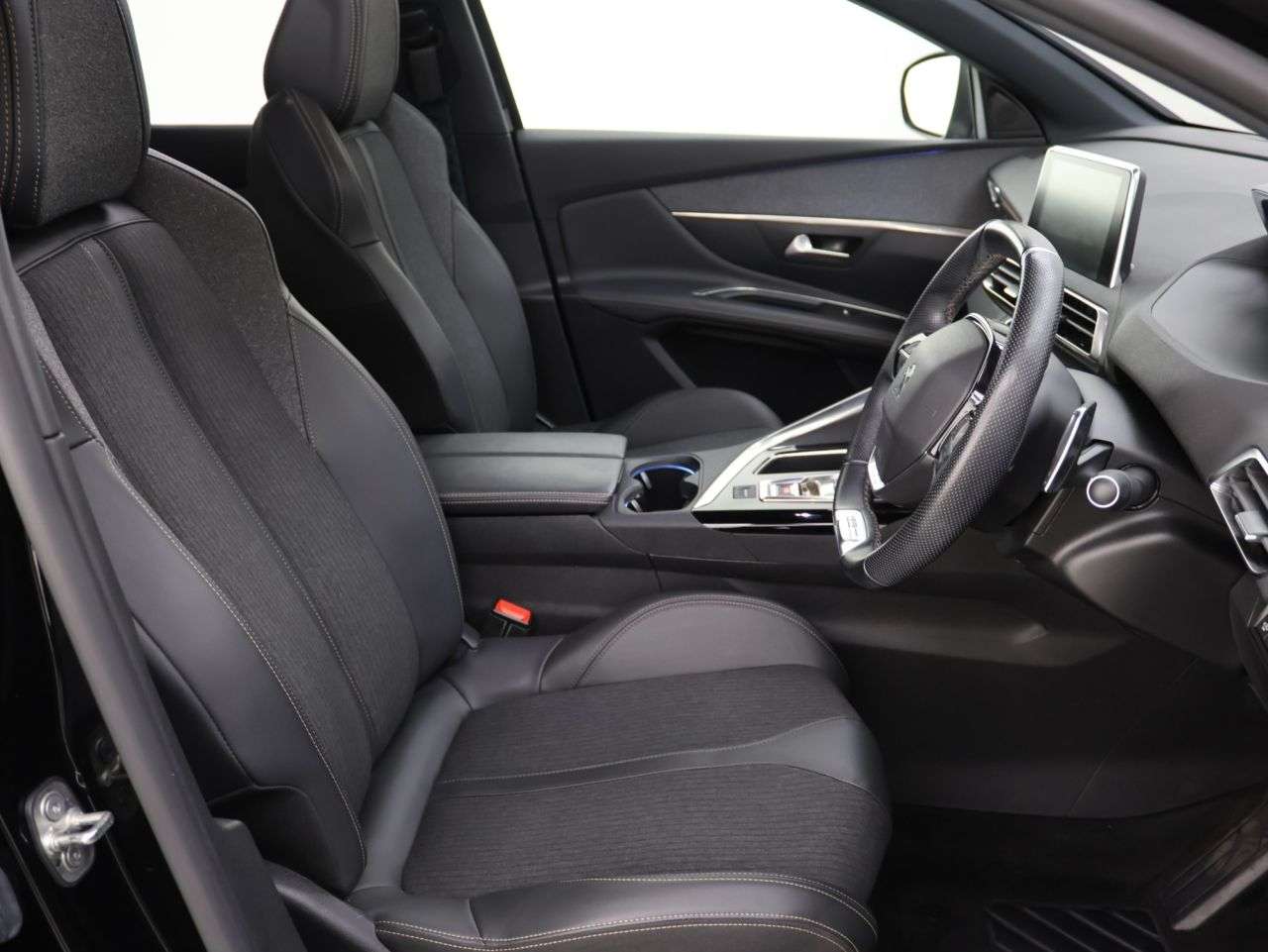 2020 PEUGEOT 3008 2020 PEUGEOT 3008