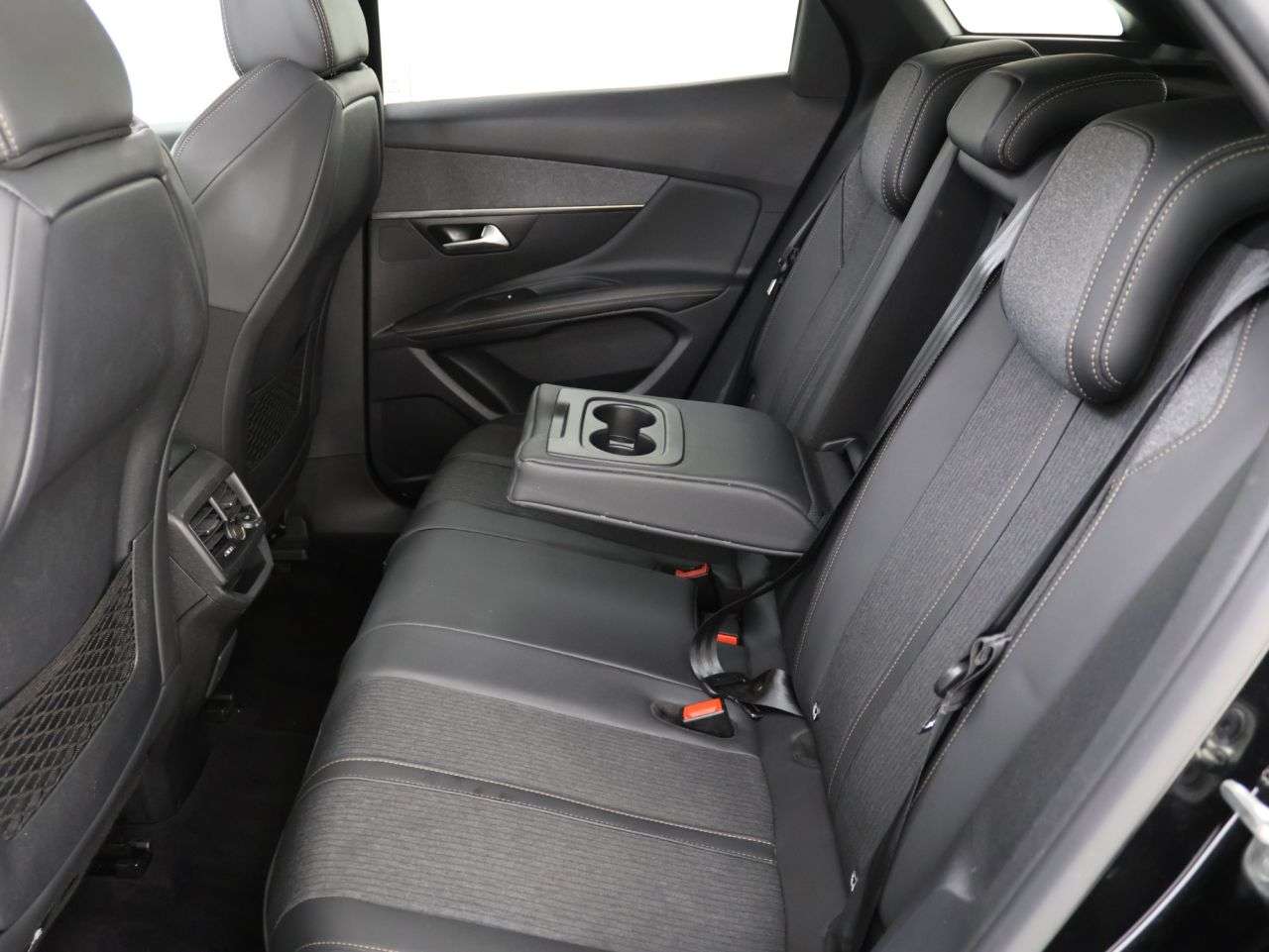 2020 PEUGEOT 3008 2020 PEUGEOT 3008