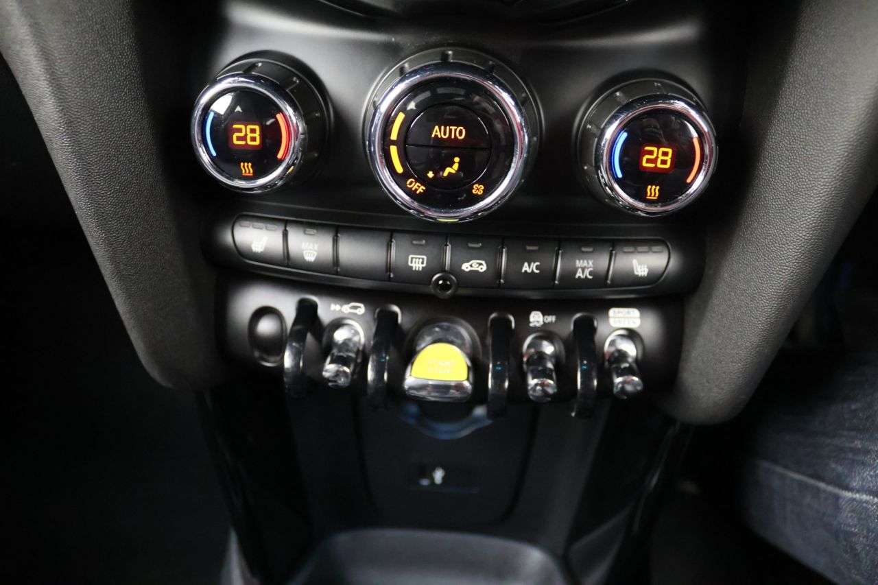 2021 MINI ELECTRIC HATCH 2021 MINI ELECTRIC HATCH