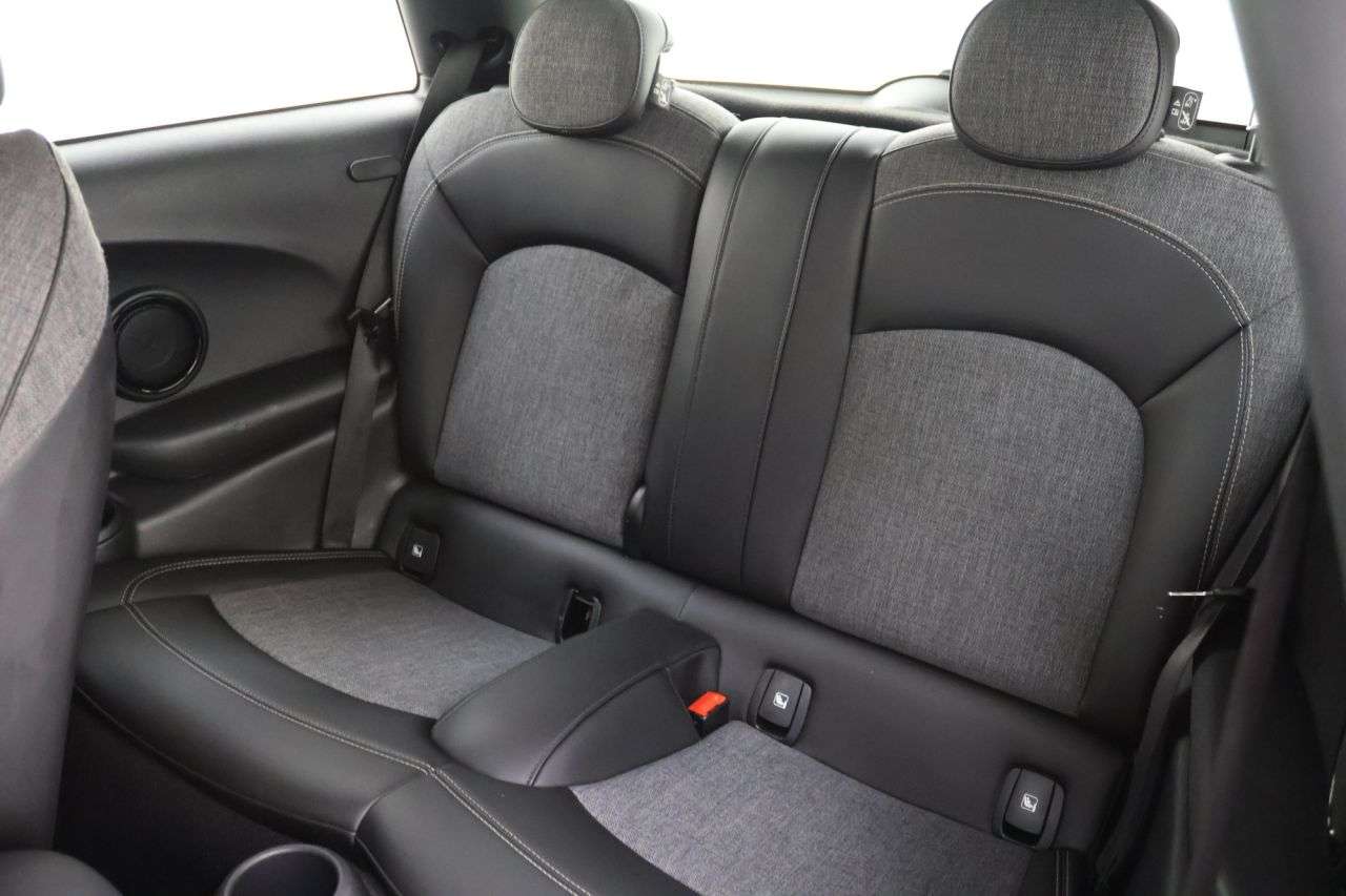 2021 MINI ELECTRIC HATCH 2021 MINI ELECTRIC HATCH