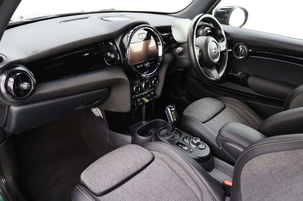 2021 MINI ELECTRIC HATCH 2021 MINI ELECTRIC HATCH