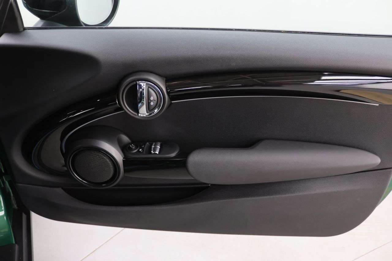 2021 MINI ELECTRIC HATCH 2021 MINI ELECTRIC HATCH