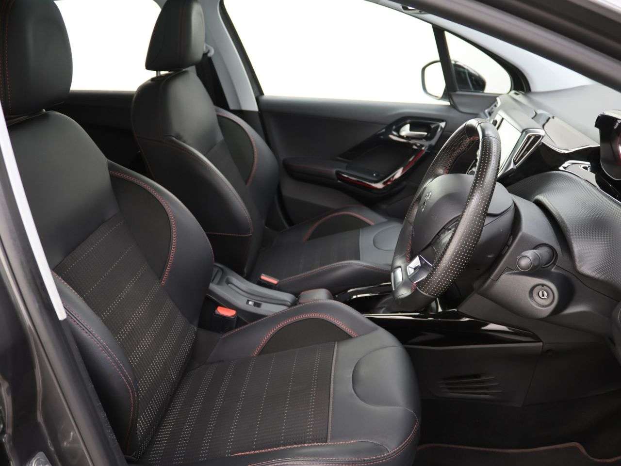 2019 PEUGEOT 2008 2019 PEUGEOT 2008