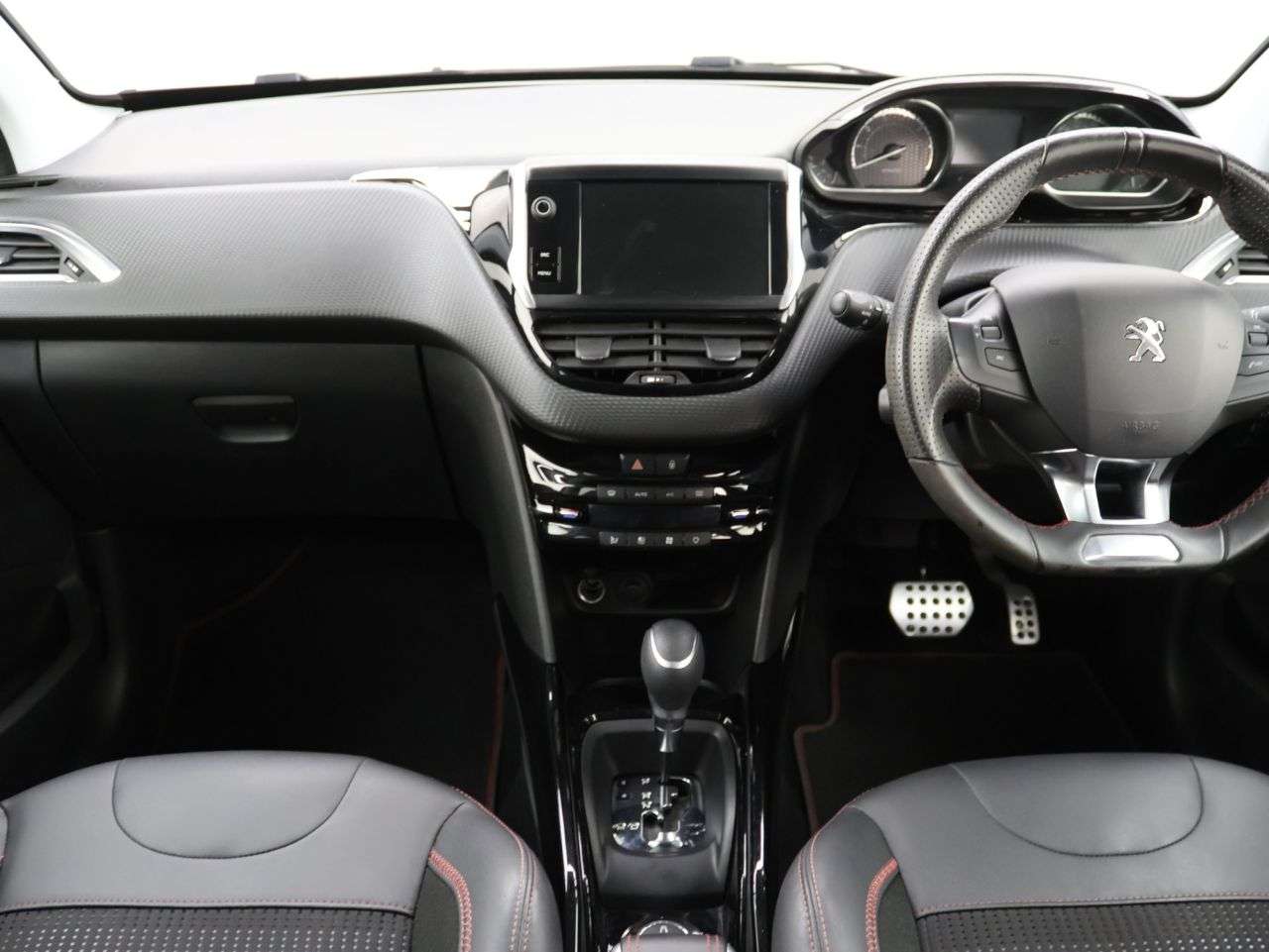 2019 PEUGEOT 2008 2019 PEUGEOT 2008