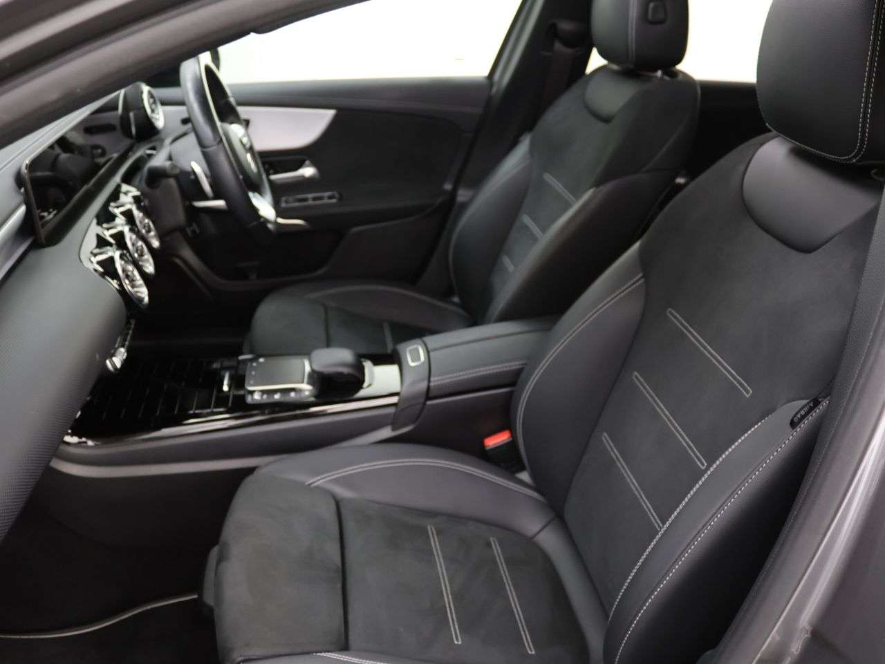 2021 MERCEDES-BENZ A CLASS 2021 MERCEDES-BENZ A CLASS