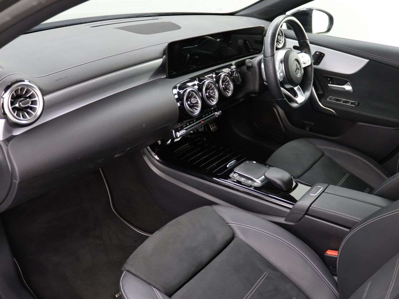 2021 MERCEDES-BENZ A CLASS 2021 MERCEDES-BENZ A CLASS