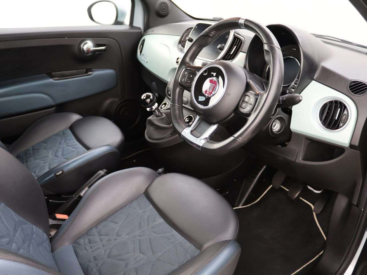 2020 FIAT 500 2020 FIAT 500