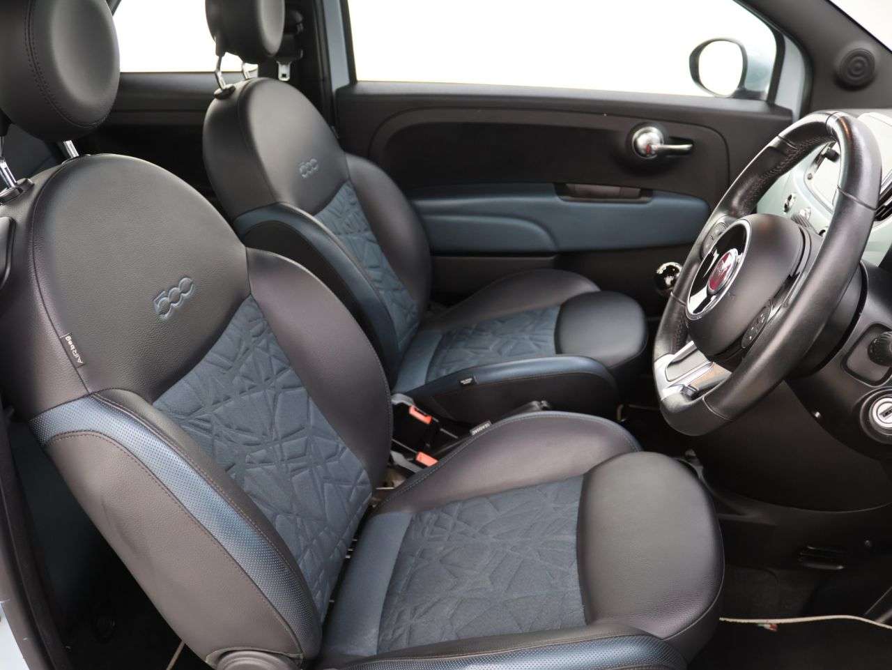 2020 FIAT 500 2020 FIAT 500