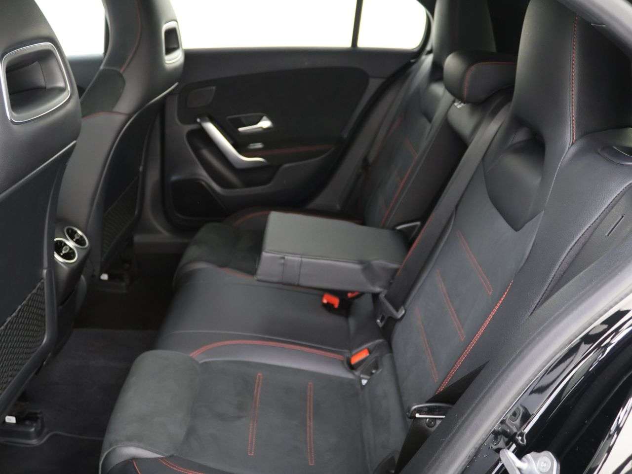 2019 MERCEDES-BENZ A CLASS 2019 MERCEDES-BENZ A CLASS