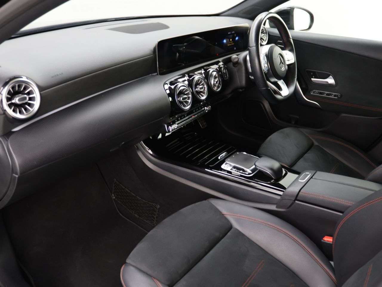 2019 MERCEDES-BENZ A CLASS 2019 MERCEDES-BENZ A CLASS