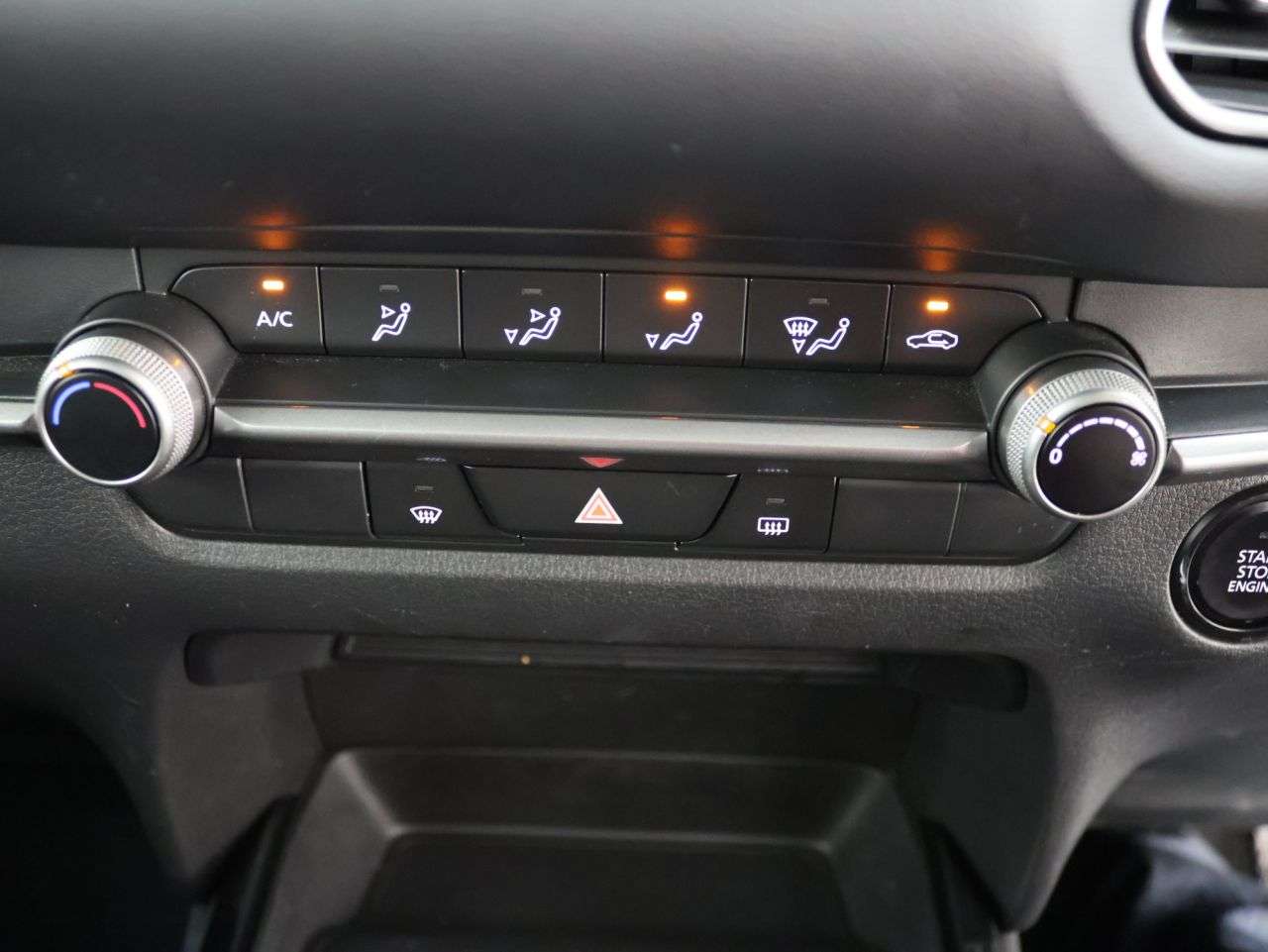 2022 MAZDA CX-30 2022 MAZDA CX-30