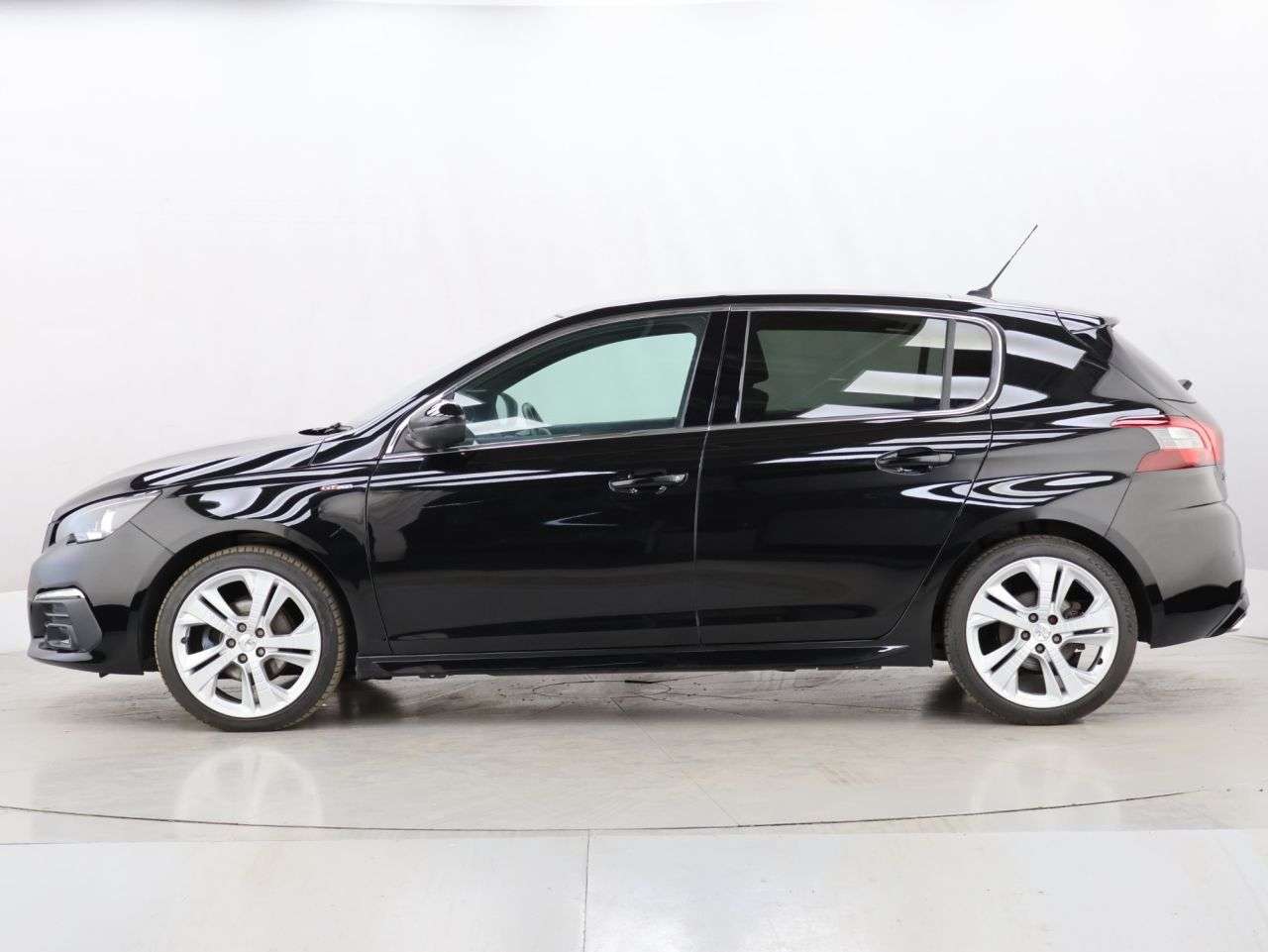 2018 PEUGEOT 308 2018 PEUGEOT 308