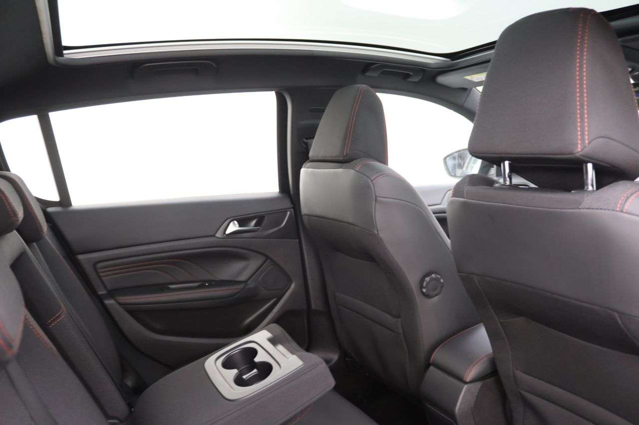 2018 PEUGEOT 308 2018 PEUGEOT 308