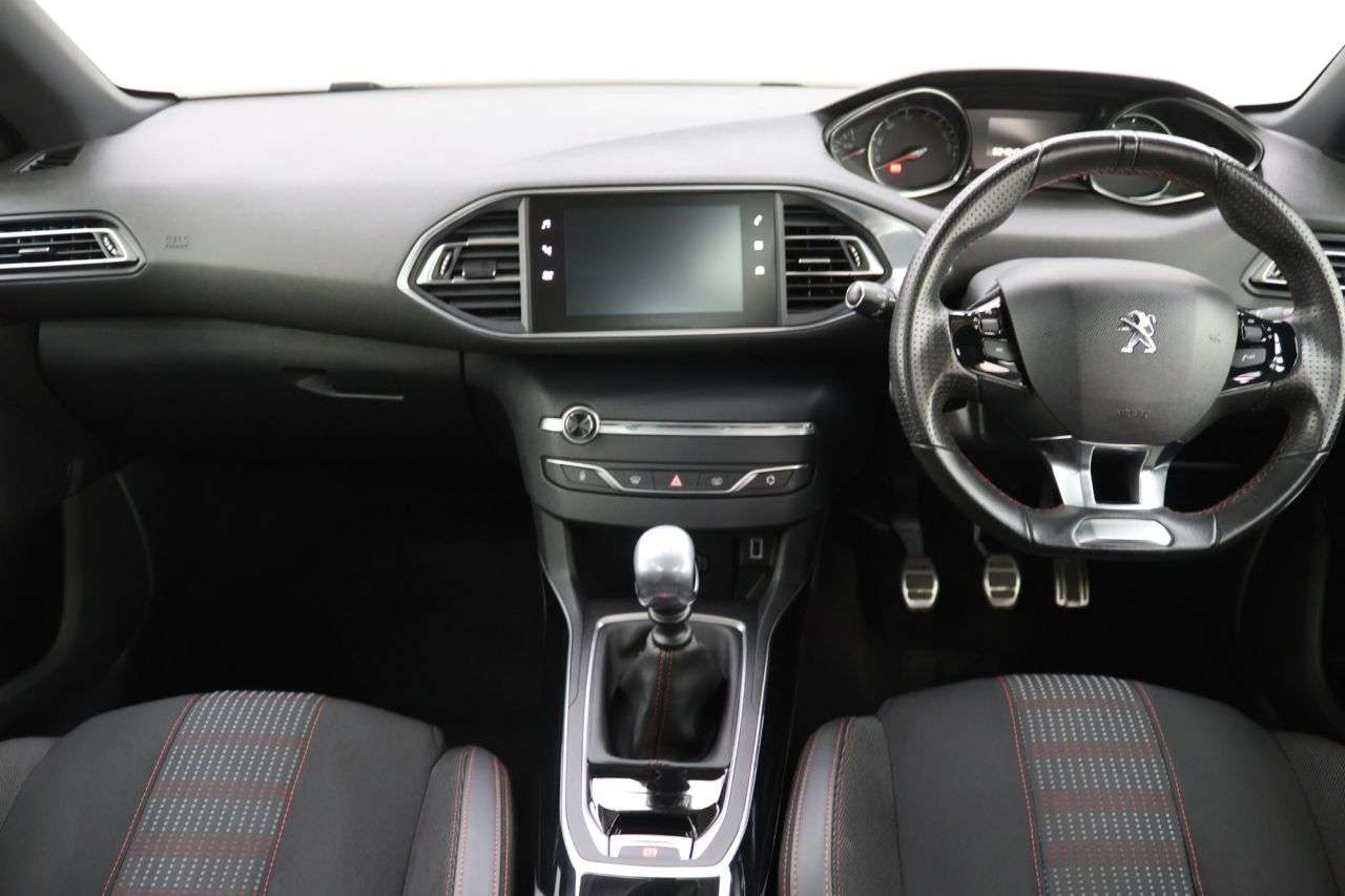 2018 PEUGEOT 308 2018 PEUGEOT 308