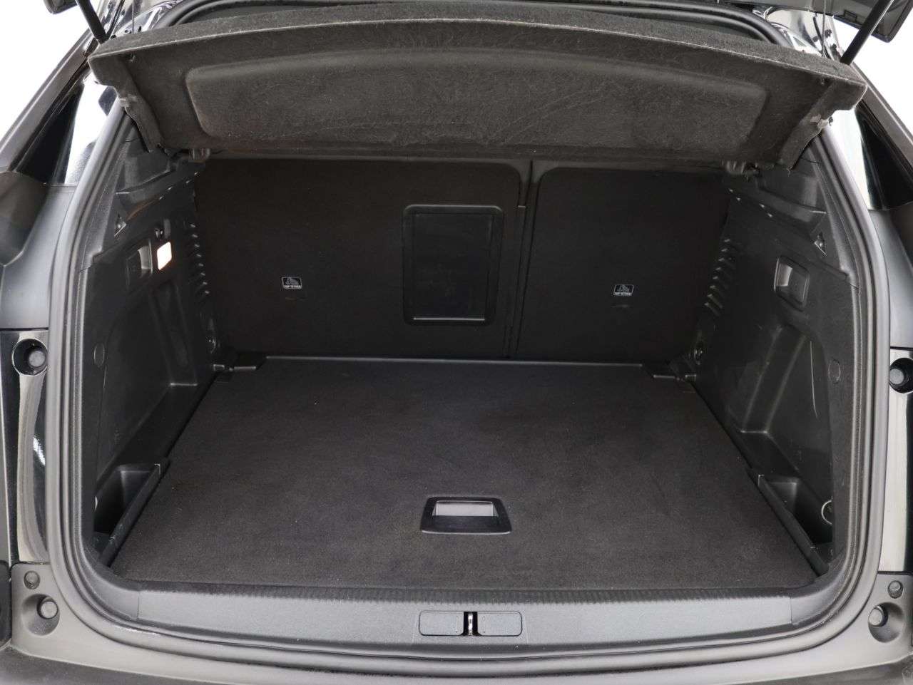 2021 PEUGEOT 3008 2021 PEUGEOT 3008