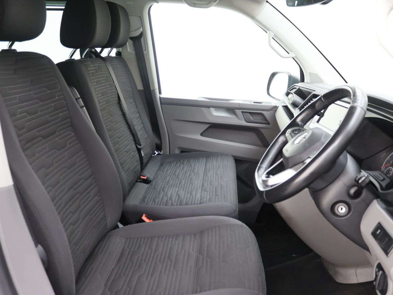 2020 VOLKSWAGEN TRANSPORTER SHUTTLE 2020 VOLKSWAGEN TRANSPORTER SHUTTLE