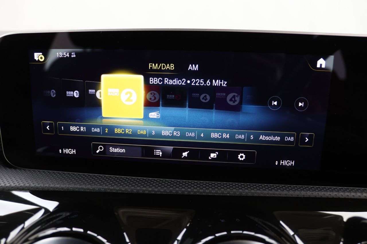 2021 MERCEDES-BENZ A CLASS 2021 MERCEDES-BENZ A CLASS