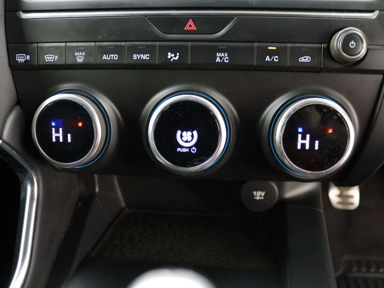 2018 JAGUAR E-PACE 2018 JAGUAR E-PACE