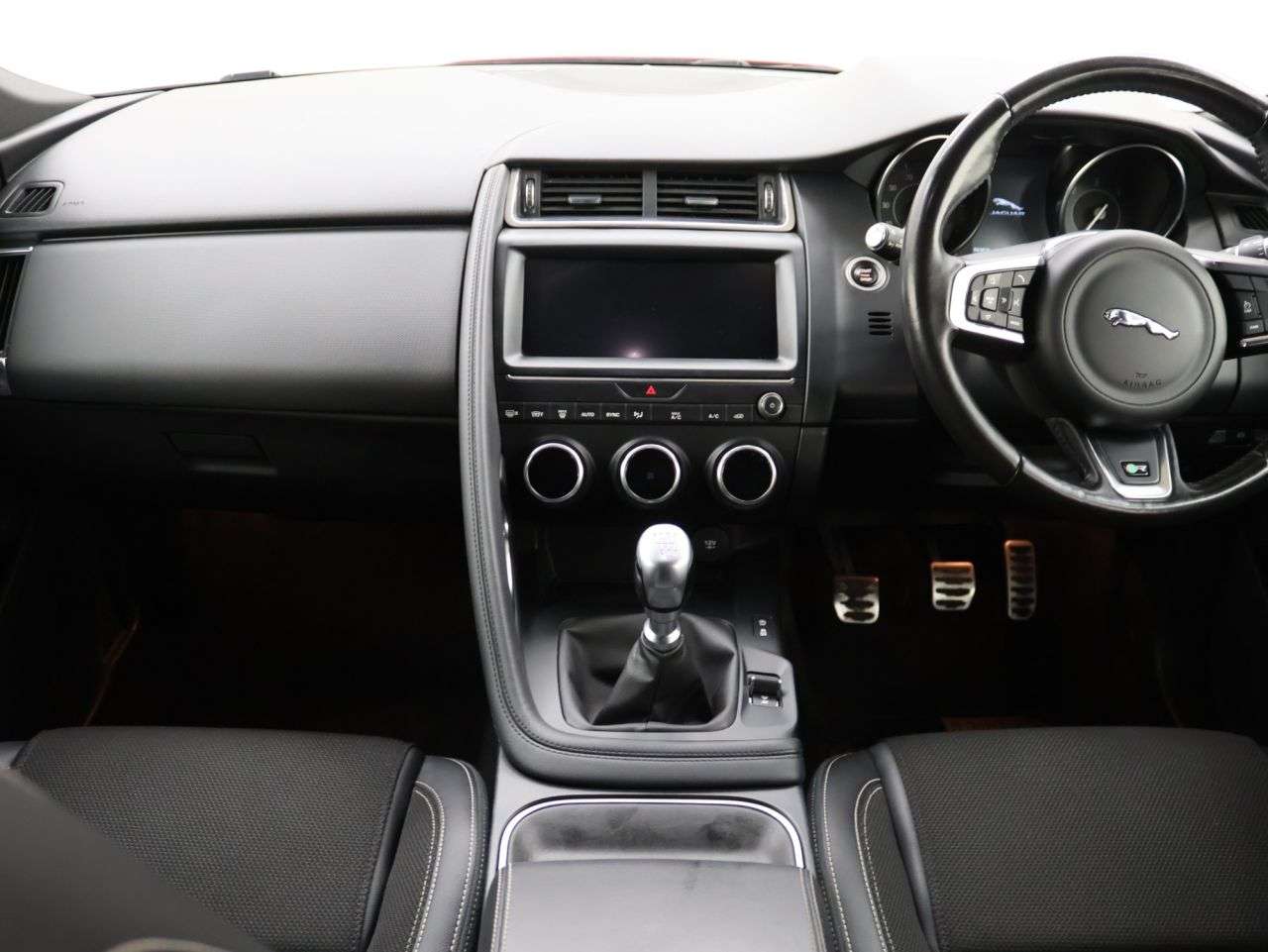 2018 JAGUAR E-PACE 2018 JAGUAR E-PACE