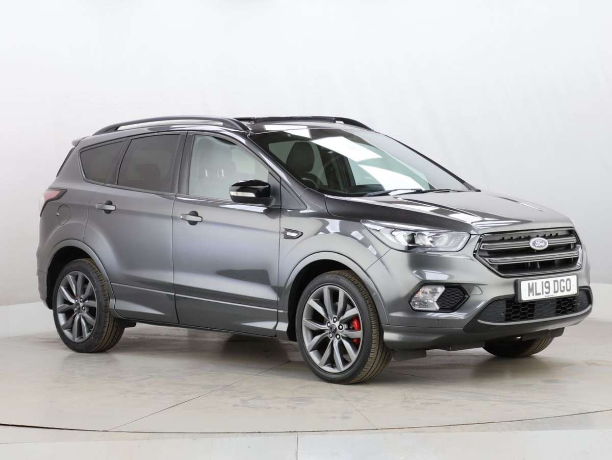 Check out this Ford Kuga 2019 Petrol Manual