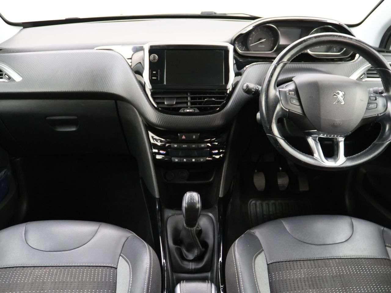 2018 PEUGEOT 2008 2018 PEUGEOT 2008