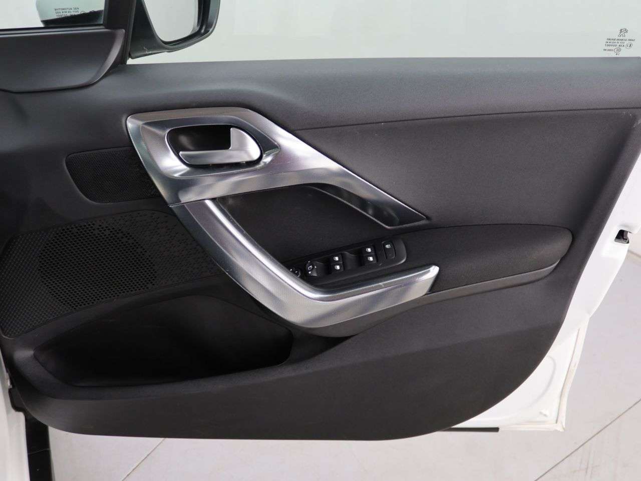 2018 PEUGEOT 2008 2018 PEUGEOT 2008