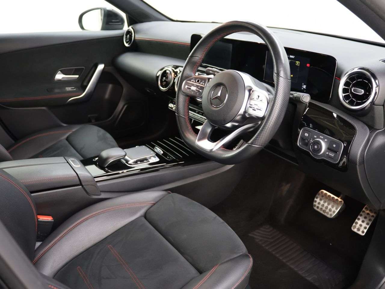 2019 MERCEDES-BENZ A CLASS 2019 MERCEDES-BENZ A CLASS