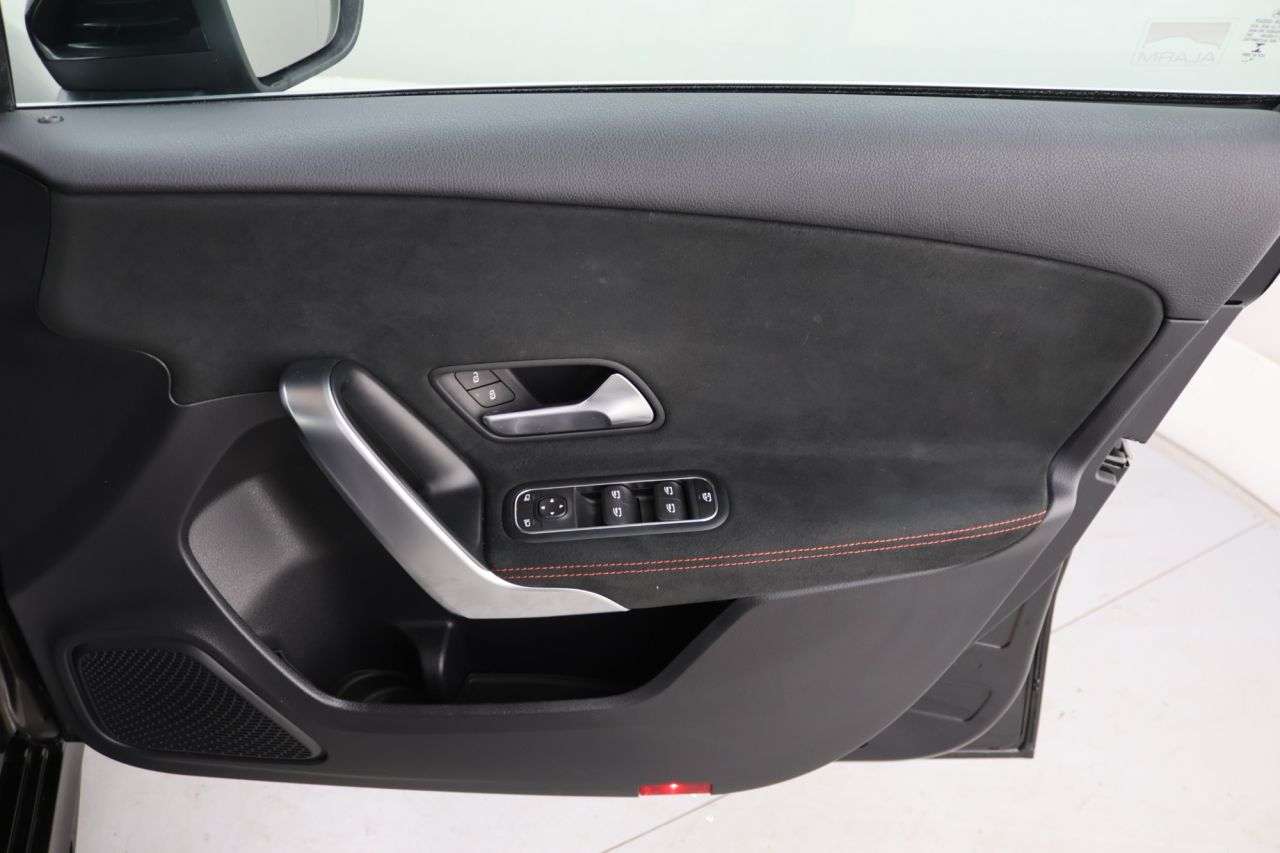 2019 MERCEDES-BENZ A CLASS 2019 MERCEDES-BENZ A CLASS