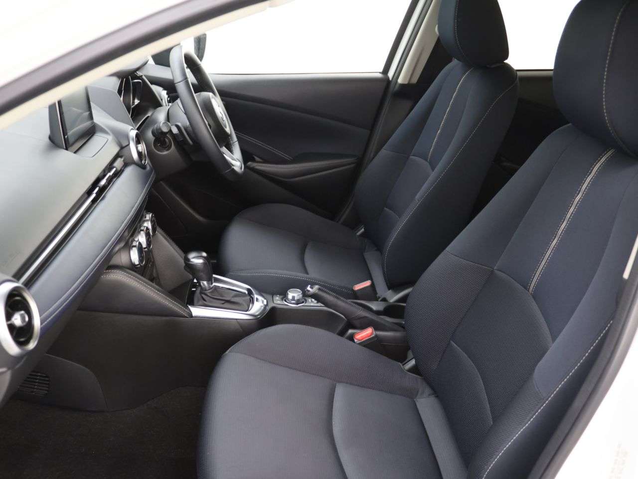 2021 MAZDA MAZDA2 2021 MAZDA MAZDA2