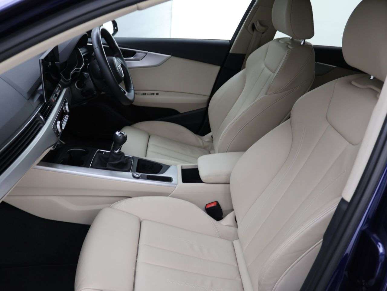 2021 AUDI A4 2021 AUDI A4