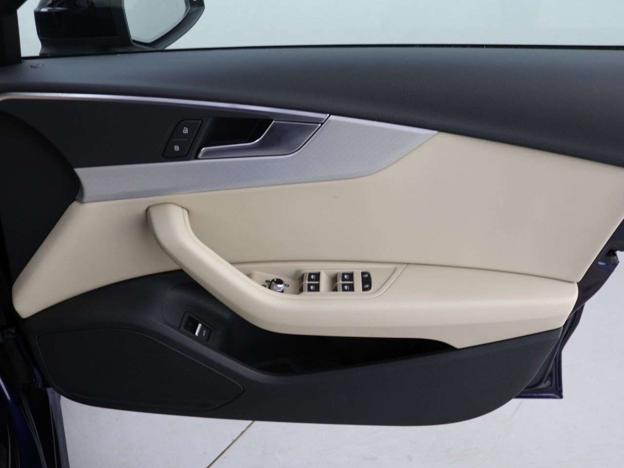 2021 AUDI A4 2021 AUDI A4