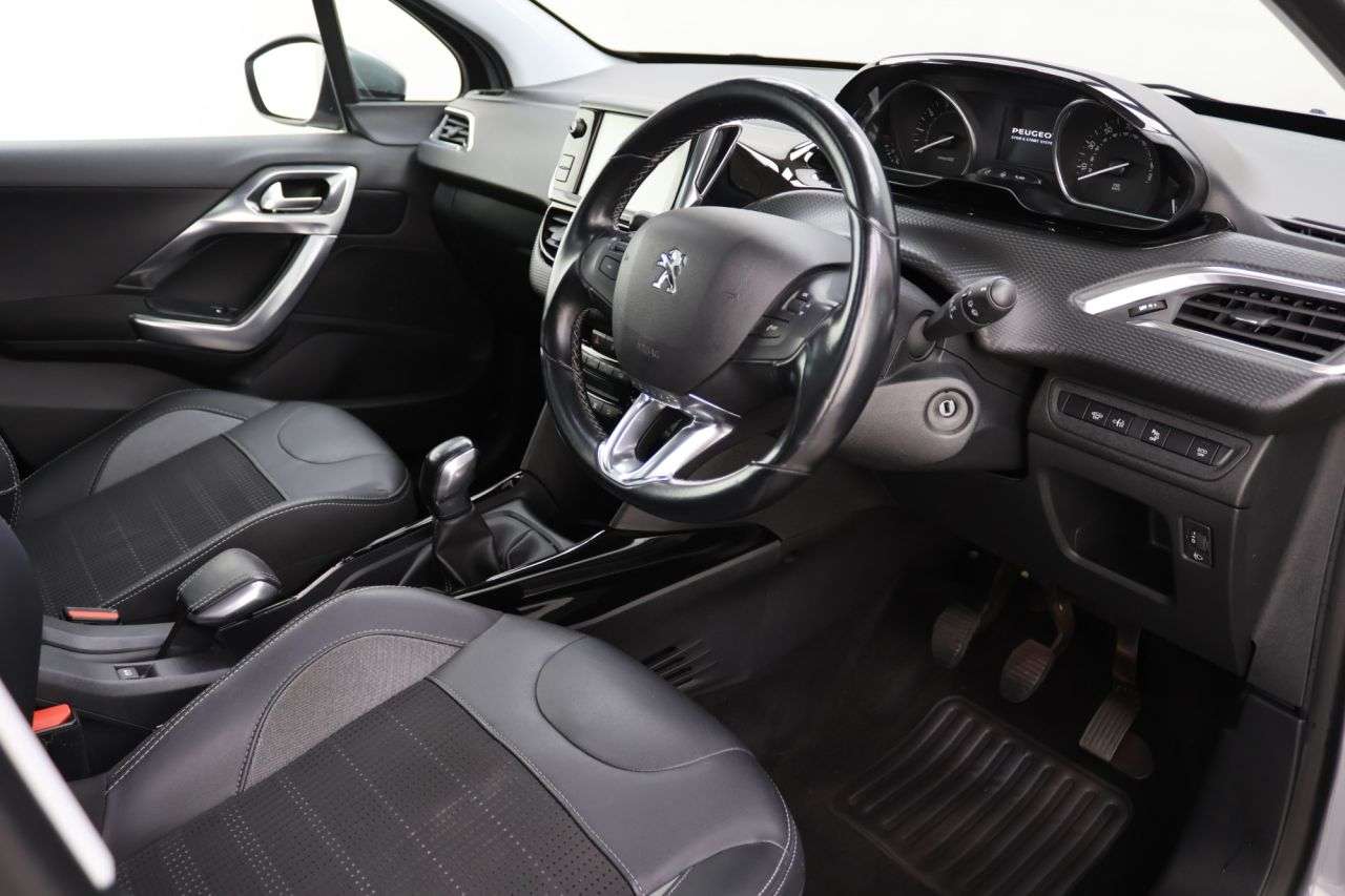 2019 PEUGEOT 2008 2019 PEUGEOT 2008