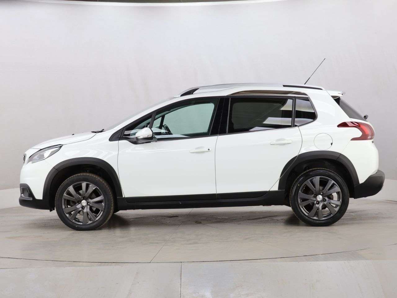 2018 PEUGEOT 2008 2018 PEUGEOT 2008