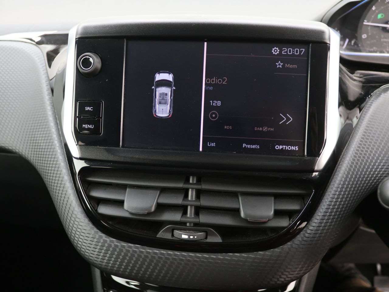 2018 PEUGEOT 2008 2018 PEUGEOT 2008