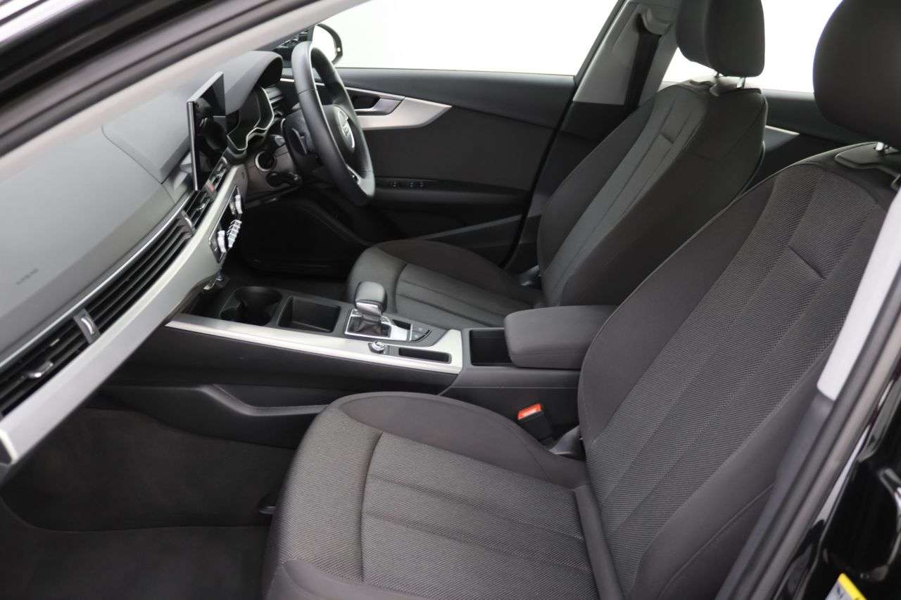 2023 AUDI A4 2023 AUDI A4