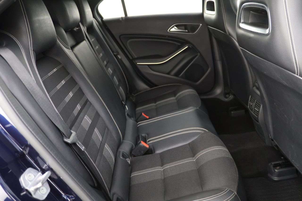 2018 MERCEDES-BENZ A CLASS 2018 MERCEDES-BENZ A CLASS