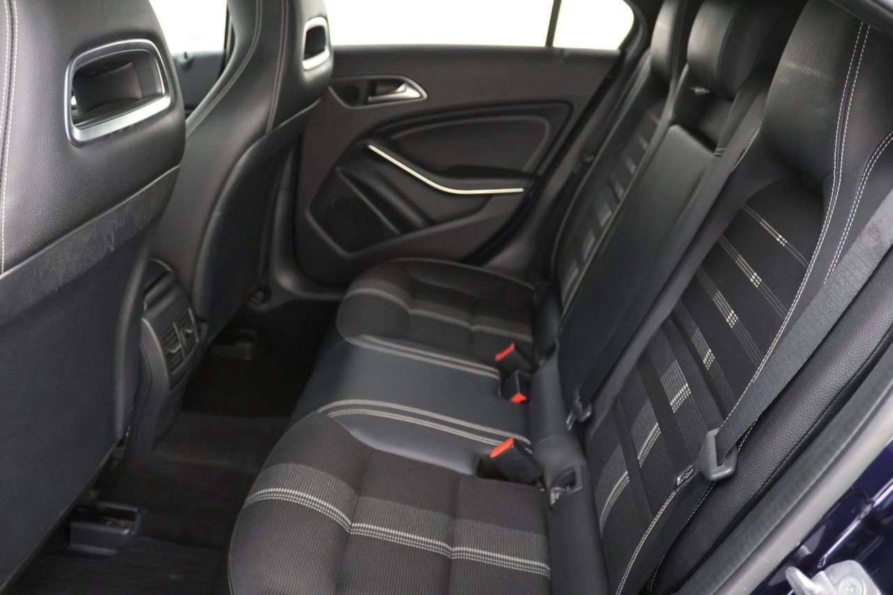 2018 MERCEDES-BENZ A CLASS 2018 MERCEDES-BENZ A CLASS