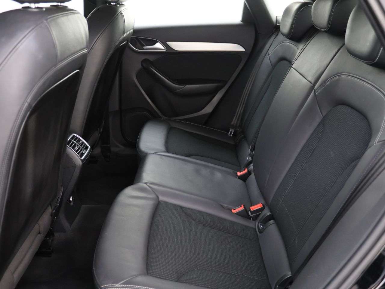 2018 AUDI Q3 2018 AUDI Q3