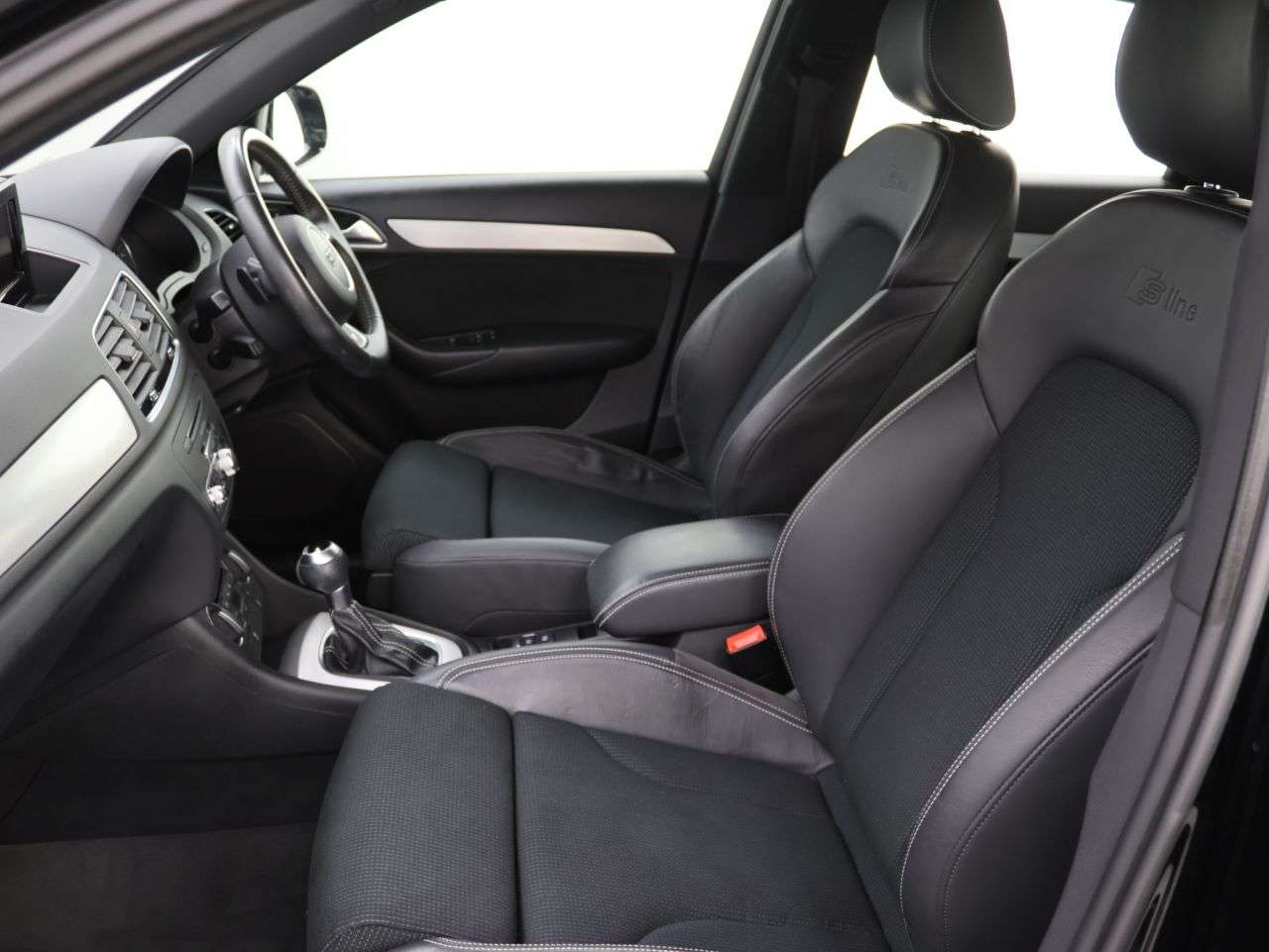 2018 AUDI Q3 2018 AUDI Q3